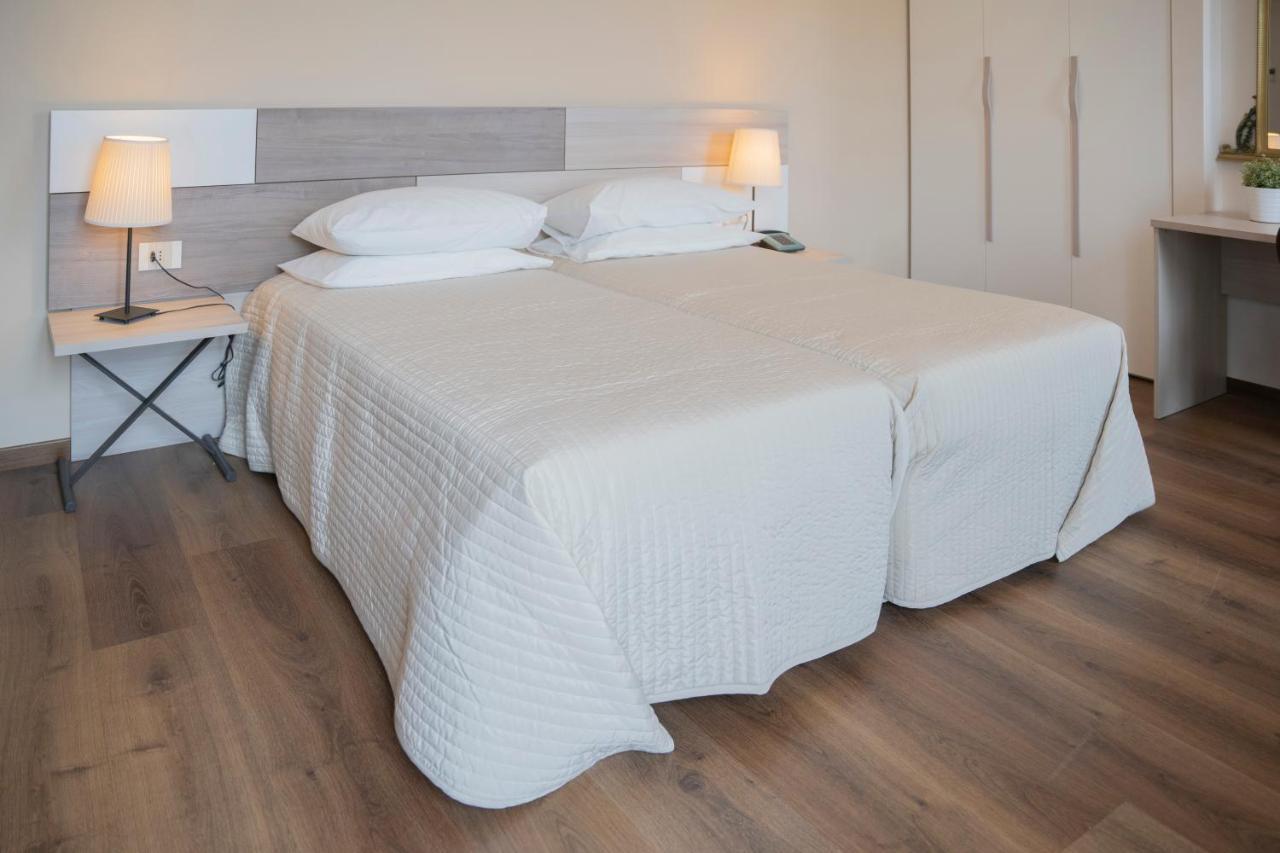 Celeste Hotel 3*