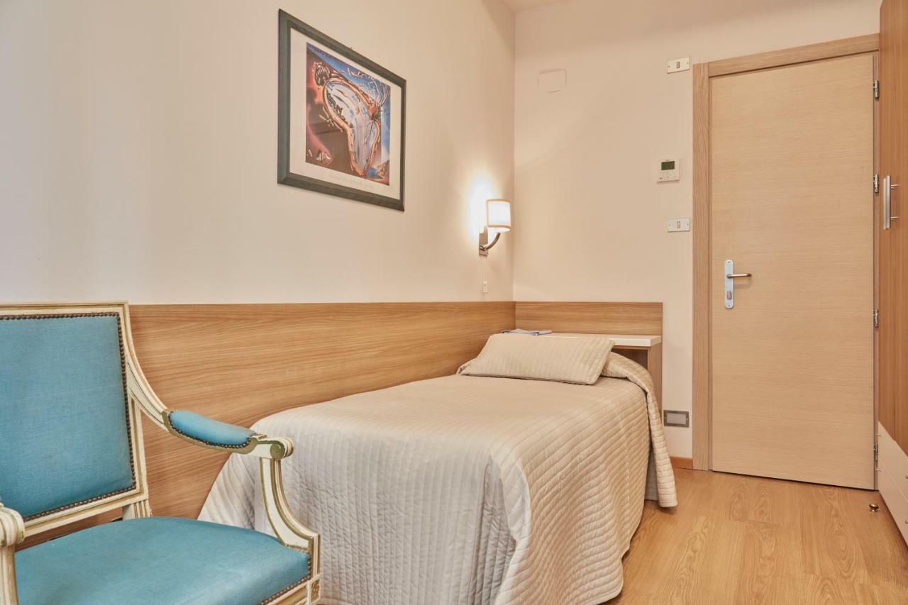 Celeste Hotel 3*