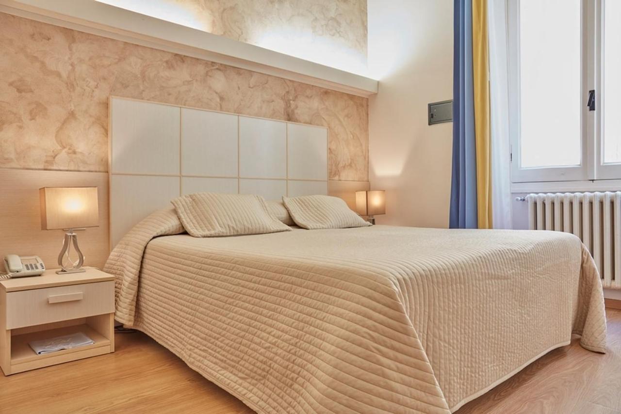 Celeste Hotel 3*